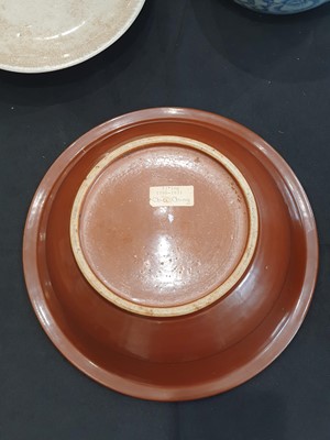 Lot 898 - A CHINESE BLUE AND WHITE 'WEDDING' JAR AND COVER AND FOUR DISHES.