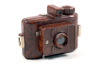 Lot 290 - Rare GOMZ Malutka (Tiny) Speckled Brown Sub-Miniature Bakelite Camera.