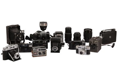 Lot 269 - A Group of Mixed Cameras & Accessories