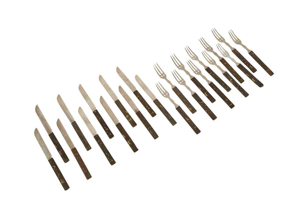 Lot 526 A SET OF KOZUKA MOUNTED SILVER KNIVES AND