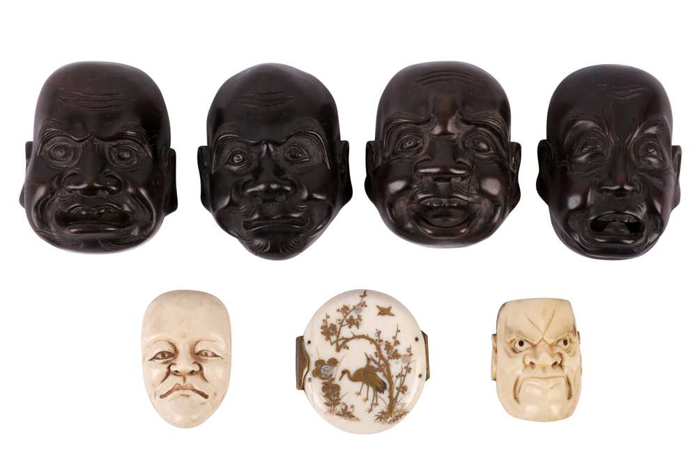 A SET OF FOUR JAPANESE CARVED WOOD NOH MASKS, 20TH CENTURY