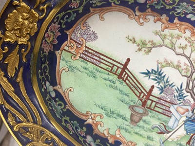 Lot 901 - A CHINESE PAINTED ENAMEL TEA SET.