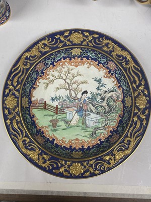 Lot 901 - A CHINESE PAINTED ENAMEL TEA SET.