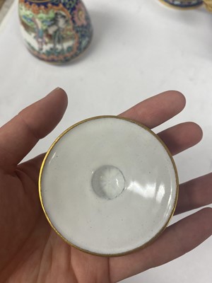 Lot 901 - A CHINESE PAINTED ENAMEL TEA SET.