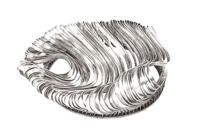 Lot 351 - An early 21st century contemporary silver Lamella bowl, by Sidsel Dorph-Jensen