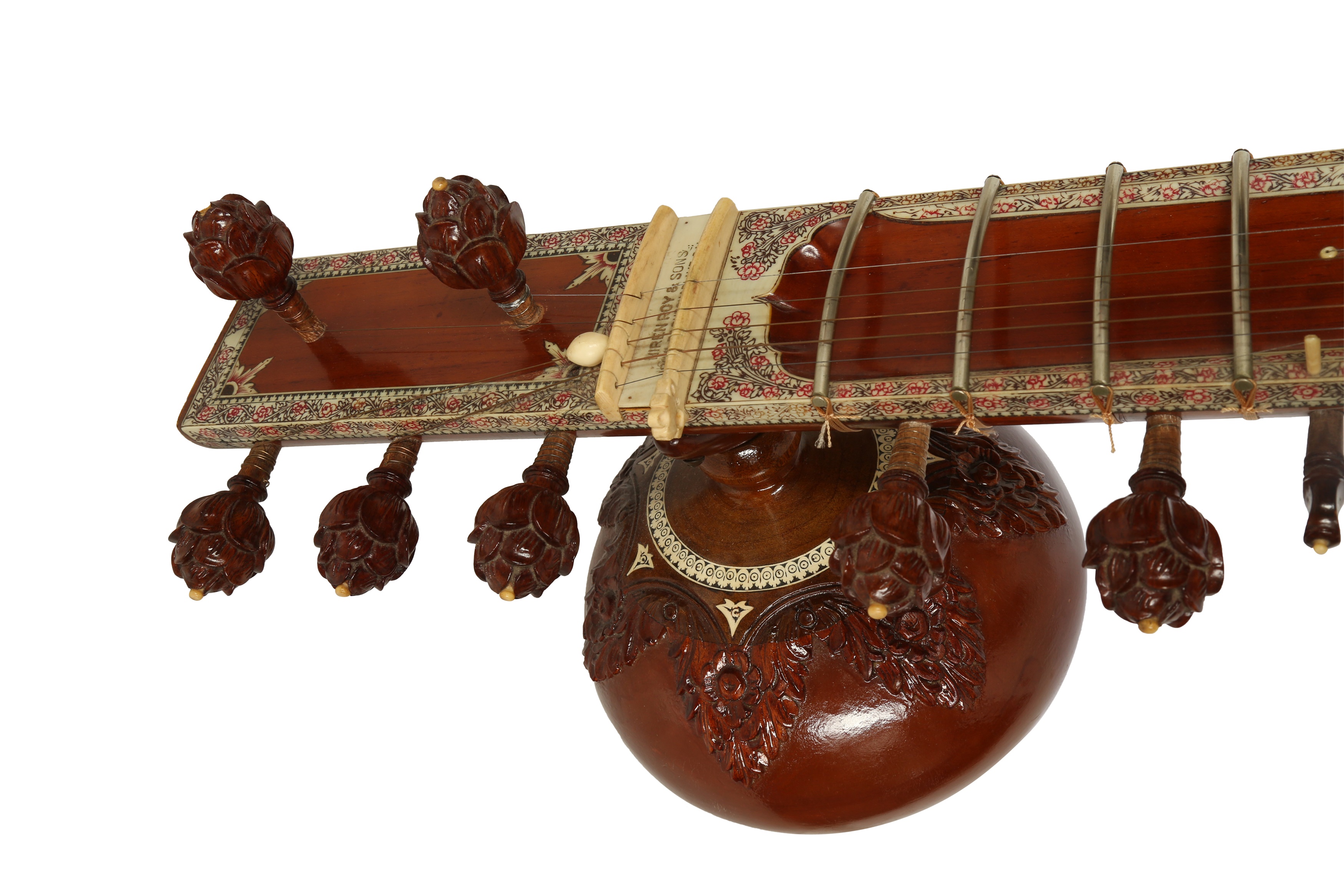 Lot 746 - AN ENSEMBLE OF SOUTH ASIAN INSTRUMENTS FROM