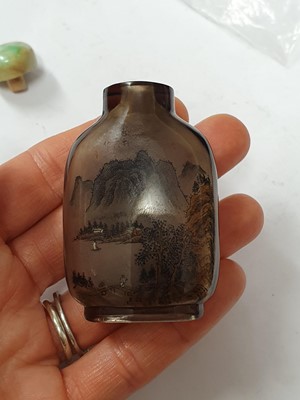 Lot 416 - THREE CHINESE INSIDE-PAINTED SNUFF BOTTLES.