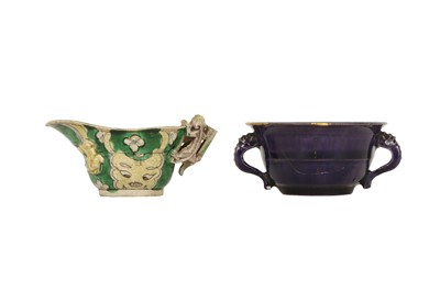 Lot 816 - A CHINESE FAMILLE VERTE POURING VESSEL AND AN AUBERGINE-GLAZED CUP.