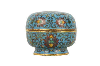 Lot 988 - A CHINESE CLOISONNÉ ENAMEL CIRCULAR BOX AND COVER.