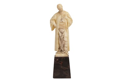 Lot 214 - A CONTINENTAL ALABASTER FIGURE OF AN ARAB, LATE 19TH/EARLY 20TH CENTURY