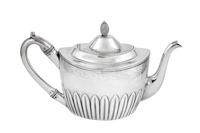 Lot 652 - A George III sterling silver teapot, London 1799/1800 by Peter, Ann, and William Bateman (reg. Jan 1800)