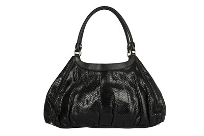 Lot 445 - λ Gucci Black Python D Ring Tote