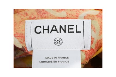 Lot 162 - Chanel Peach Silk Floral Pleated Skirt - Size 40
