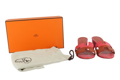 Lot 4 - Hermes Pink Bi-Color Oasis Sandal - Size 37