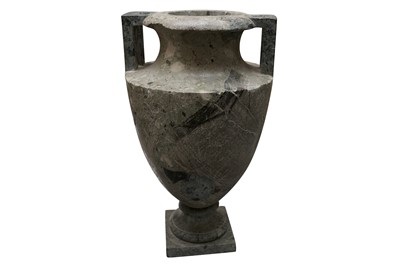 Lot 217 - A CLASSICAL TWIN HANDLED GREEN MARBLE AMPHORA URN