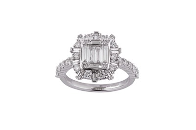 Lot 38 - A diamond dress ring