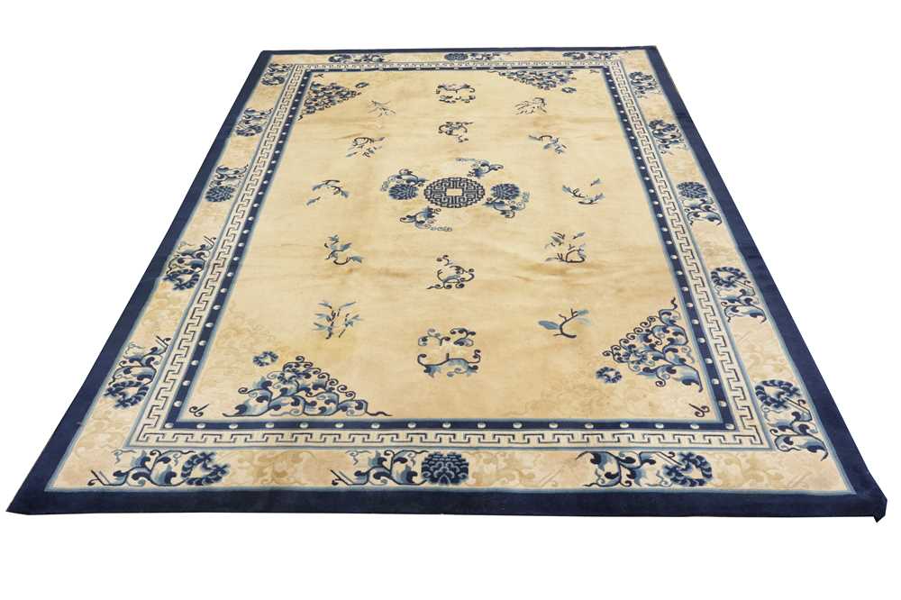 Lot 14 A FINE CHINESE CARPET