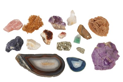 Lot 105 - A COLLECTION OF HARDSTONE AND MINERAL SPECIMENS