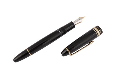 Lot 55 - A GERMAN MONTBLANC MEISTERSTUCK FOUNTAIN PEN NUMBERED 146