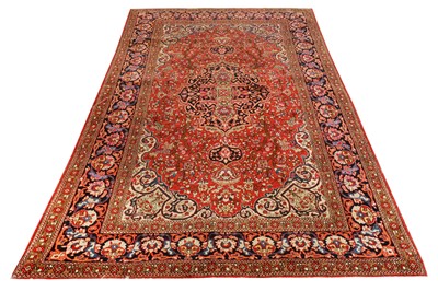 Lot 100 - AN ISFAHAN RUG, CENTRAL PERSIA