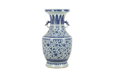 Lot 1019 - A MASSIVE CHINESE BLUE AND WHITE 'LOTUS SCROLL' VASE.