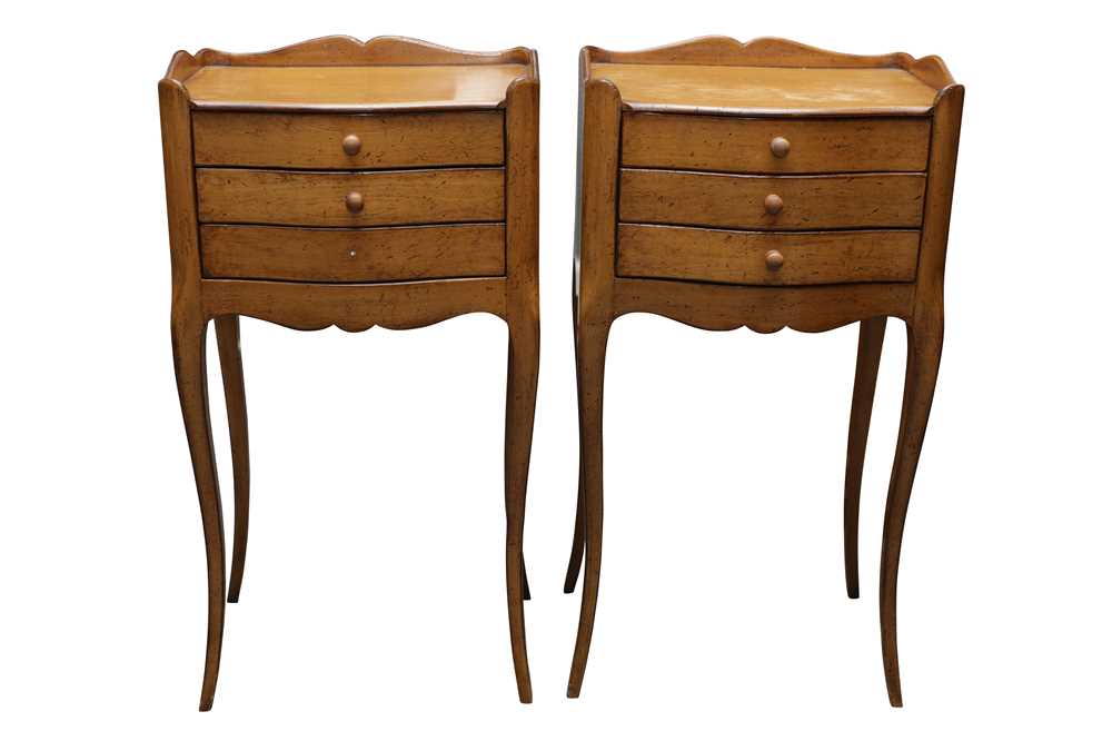 Lot 133 - A PAIR OF 19TH CENTURY STYLE FRENCH WALNUT SERPENTINE BEDSIDE CHESTS