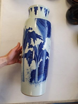 Lot 1022 - A CHINESE BLUE AND WHITE 'ZHONG KUI' SLEEVE VASE.
