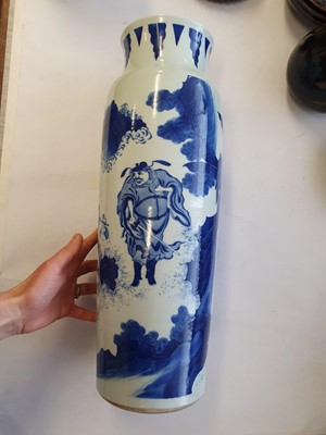 Lot 1022 - A CHINESE BLUE AND WHITE 'ZHONG KUI' SLEEVE VASE.