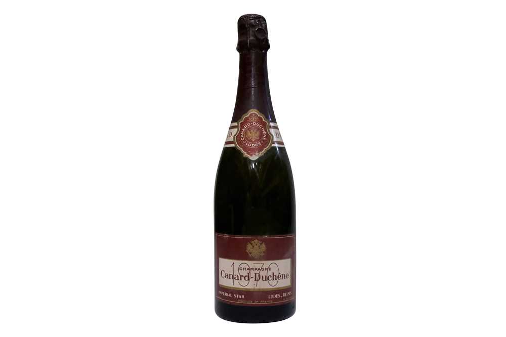 Lot 4 - Canard-Duchene Champagne. Imperial Star 1970