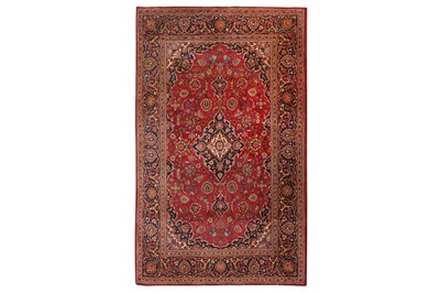 Lot 37 - A FINE KASHAN RUG, CENTRAL PERSIA