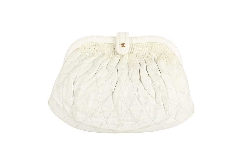 Lot 367 - λ Chanel White Ruched Lizard Chain Clutch