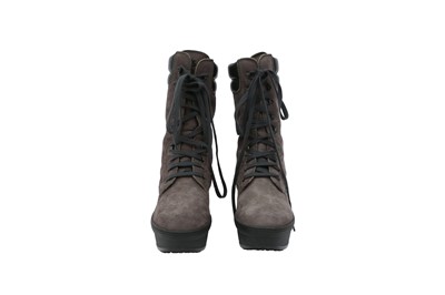 Lot 102 - Tod's Grey Zeppa Tronchetto Lace Up Boot - Size 36.5