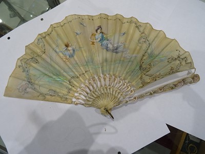 Lot 529 - A BONE FAN, 19TH CENTURY