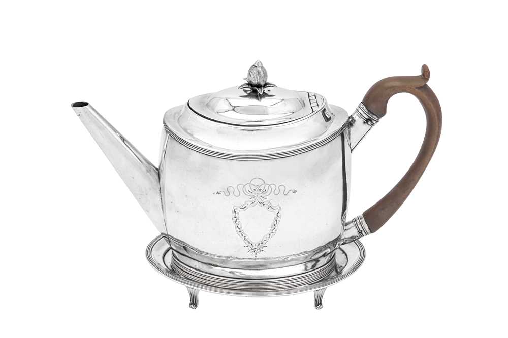 Lot 472 - A George III sterling silver teapot on stand, London 1796 by Peter and Ann Bateman