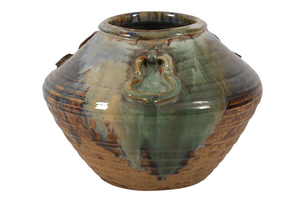 Lot 844 - A JAPANESE AWAJI POTTERY VASE, EARLY 20TH CENTURY