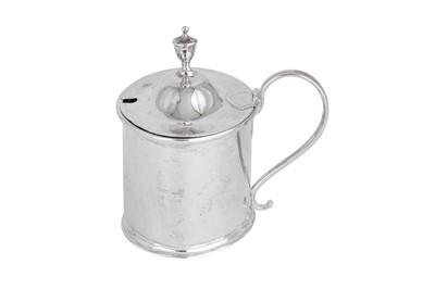 Lot 446 - A George III sterling silver mustard pot, Sheffield 1792 by James Younge and Co