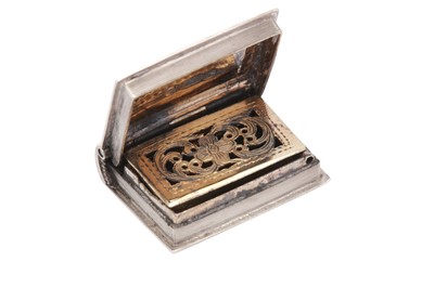 Lot 7 - A Victorian sterling silver novelty vinaigrette, Birmingham 1841 by Taylor and Perry