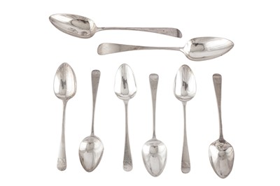 Lot 330 - A MIXED GROUP OF OLD ENGLISH PATTERN STERLING SILVER FLATWARE