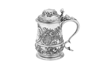 Lot 501 - A George II sterling silver tankard, London 1751 by Richard Gurney and Thomas Cook (reg. 19th Oct 1727)