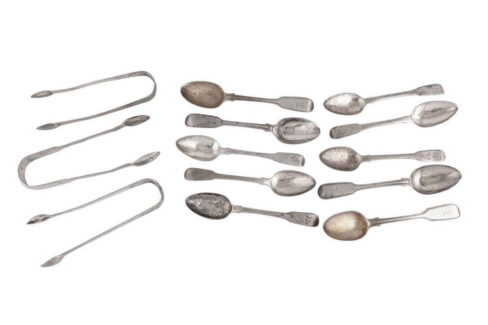 Lot 284 - A MIXED GROUP OF STERLING SILVER FLATWARE