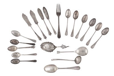 Lot 360 - A MIXED GROUP OF STERLING SILVER FLATWARE