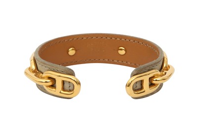 Lot 101 - Hermes Grey Chaine d'Ancre Cuff Bracelet - Size M