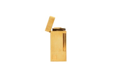 Lot 379 - A DUNHILL GOLD PLATED ROLLAGAS CIGARETTE LIGHTER