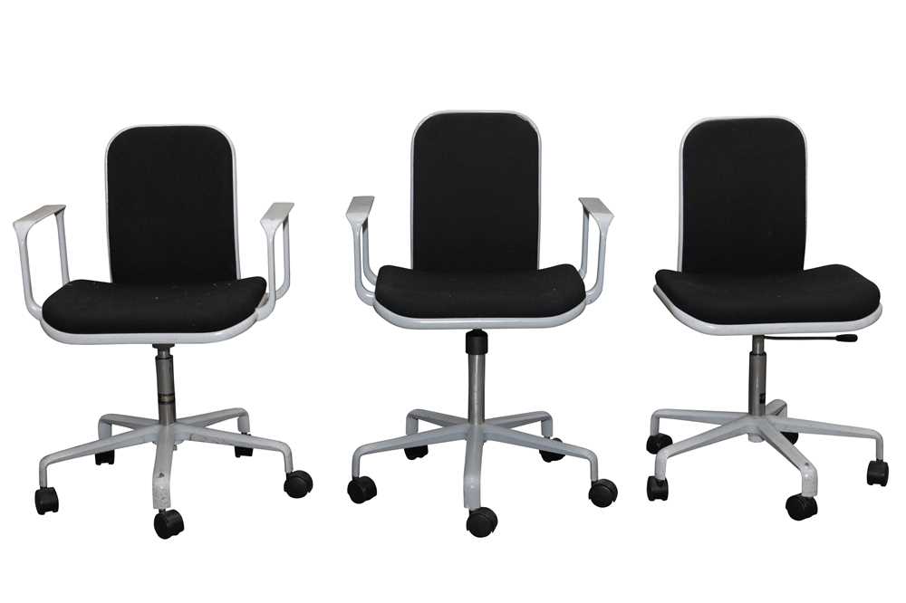 Lot 471 - FREDERICK SCOTT (BRITISH, 1942-2001) FOR HILLE