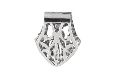 Lot 18 - An Art Deco diamond clip