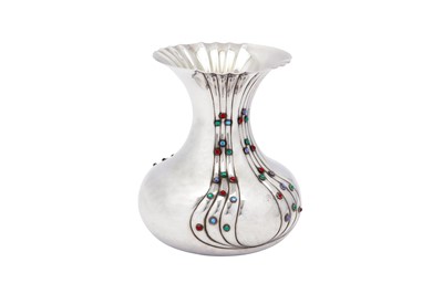 Lot 350 - An Elizabeth II contemporary sterling silver vase, London 1990 by Padgham and Putland Ltd