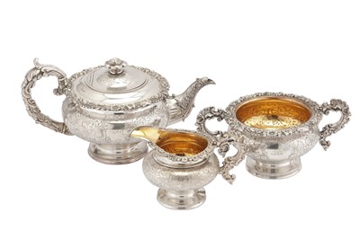 Lot 367 - A WILLIAM IV OLD SHEFFIELD SILVER PLATE THREE-PIECE TEA SERVICE, SHEFFIELD CIRCA 1835 BY WATERHOUSE AND CO