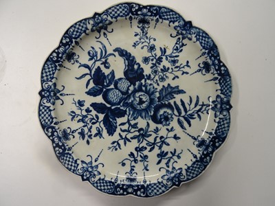 Lot 424 - TWO WORCESTER BLUE AND WHITE PORCELAIN PLATES, 18TH CENTURY