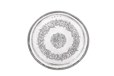 Lot 195 - An Alexander I early 19th century Russian 84 zolotnik silver tray, Moscow 1819 by Semyon Dementiev (active 1820-61)