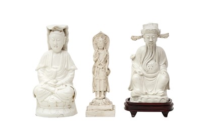 Lot 701 - A CHINESE BLANC-DE-CHINE FIGURE OF CAISHEN.